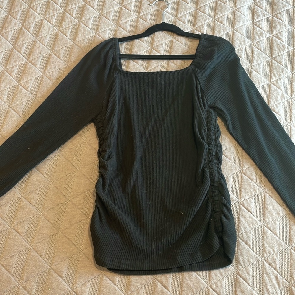 Art class girls simple black tee